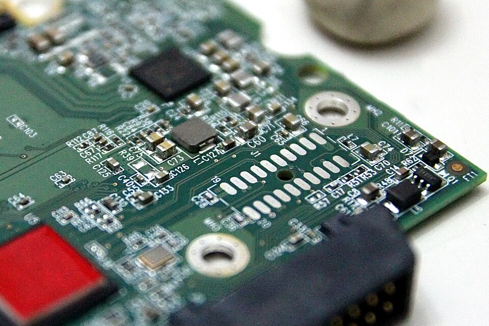Pembersihan komponen masuk air